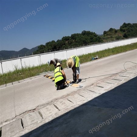 重庆北碚车库划线-环氧地坪-固化地坪施工