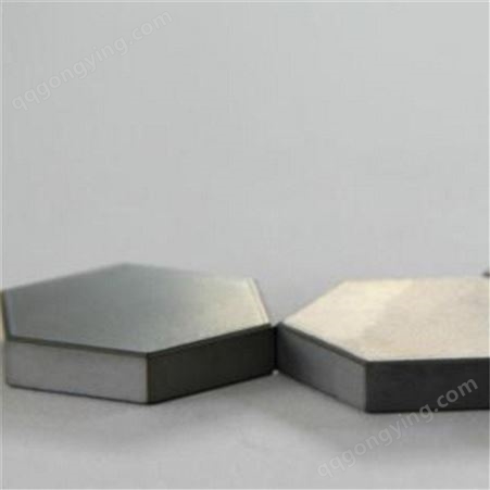 方形碳化硅片 50*50 厚度3-30MM 热压碳化硅陶瓷片 厂家供应