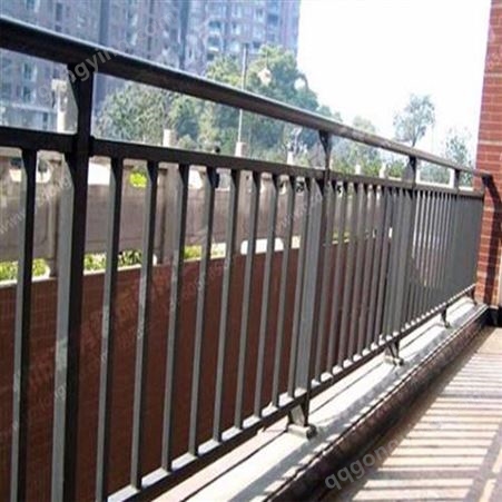 遵义专业生产锌钢方管护栏 锌钢方管护栏 阳台护栏 选双路 锌钢阳台护栏采购