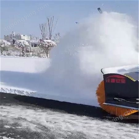 大型滚刷扫雪机 清雪扫雪机 大马力 小马机械 动力足耐用