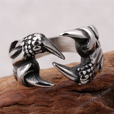 供应饰品批发 个性创意龙爪手饰 时尚潮流 欧美男士钛钢戒指